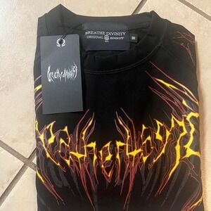 Breathe Divinity black & red flame shirt Size M
